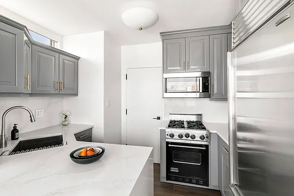 Sold by Compass | media 15