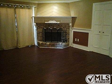 1st image of 859 Dublin Dr APT A