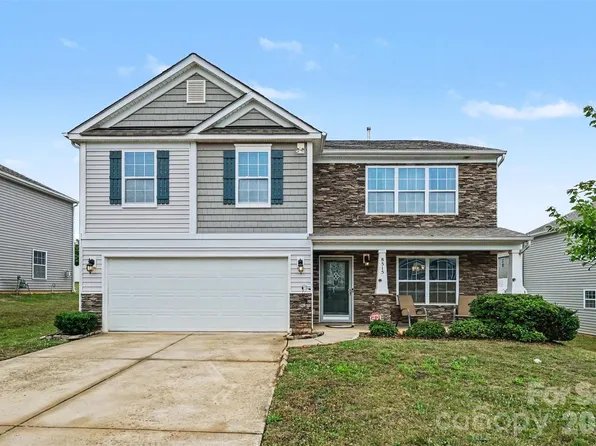 8515 Mansell Ct, Charlotte, NC 28215