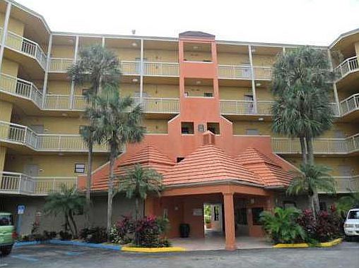 1st image of 8290 Lake Dr APT 129