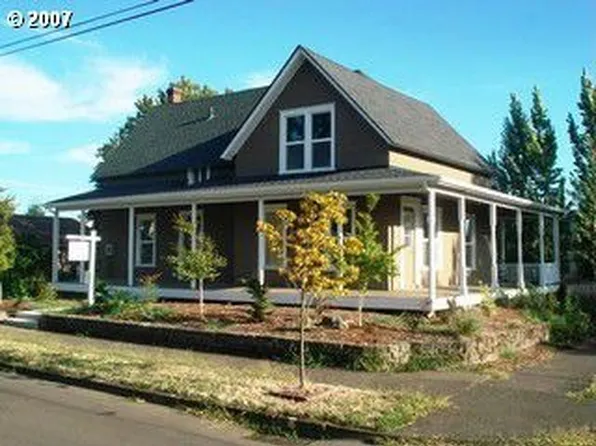 2101 E 8th St, Vancouver, WA 98661