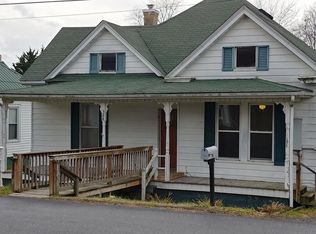 324 Grace St, Glade Spring, VA 24340