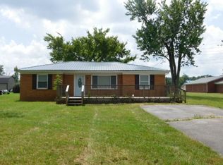 527 E Maple St, Caneyville, KY 42721