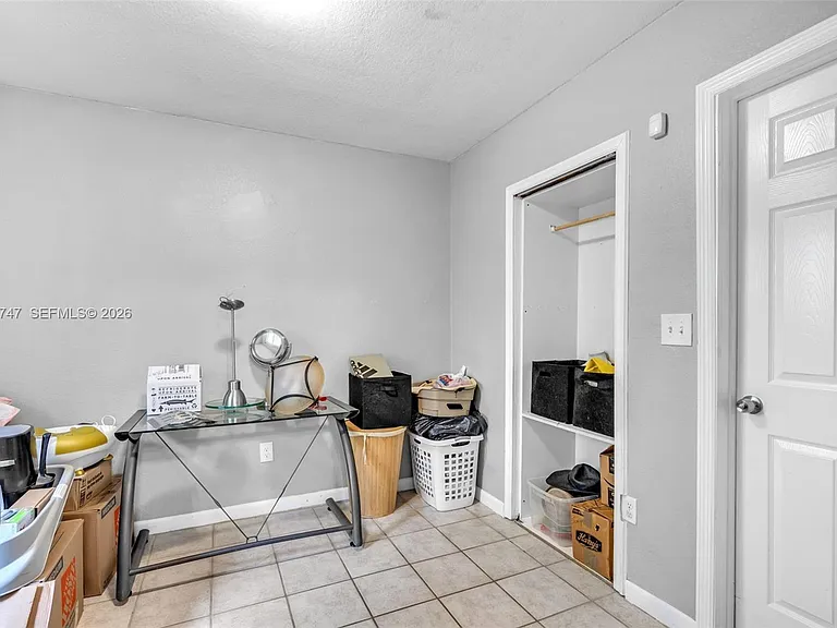 17930 NE 6th Ave — Photo 10