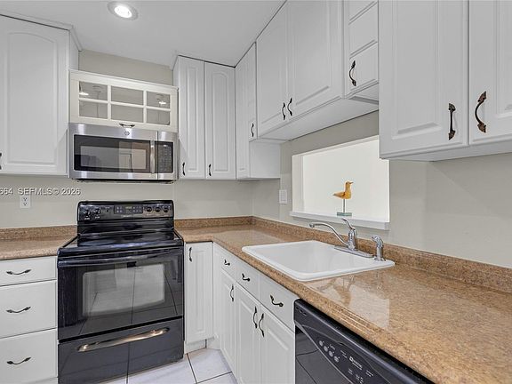 2nd image of 4805 NW 35th St APT 416