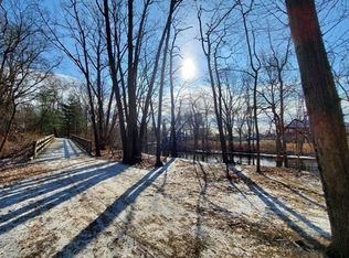 39 Chapman St #A, Watertown, MA 02472