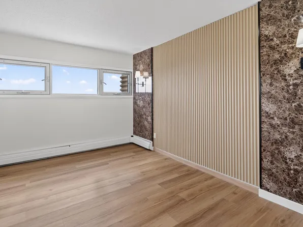 8745 165th St NW #90, Edmonton, AB T5R 2R7