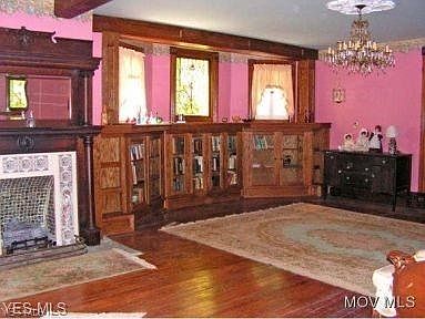 5th image of 931 Juliana St