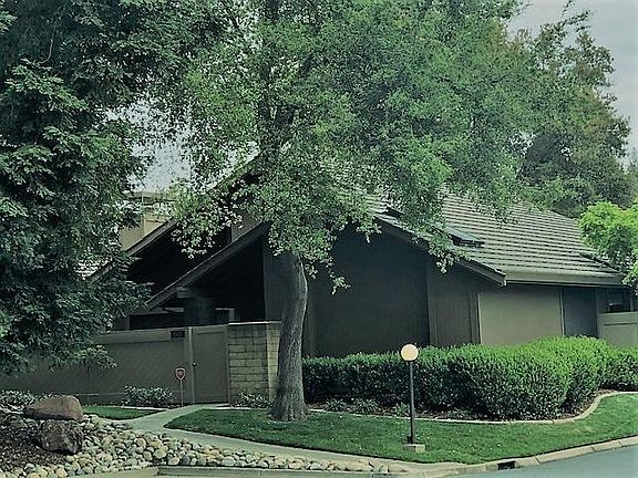 2nd image of 1901 Discovery Village Ln