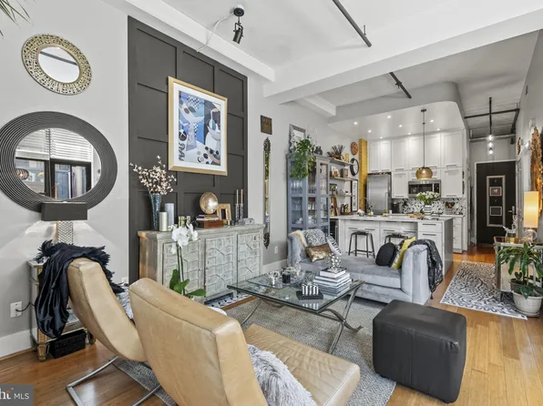 2328 Champlain St NW APT 310, Washington, DC 20009