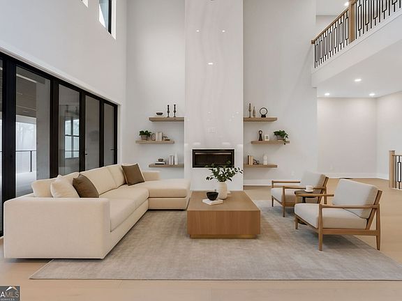 5th image of 15792 Thompson Rd