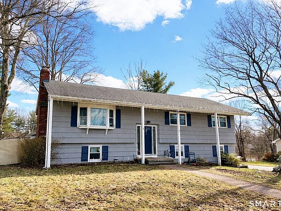 2nd image of 271 Meadowview Drive