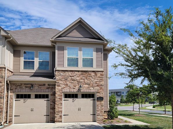 5806 Clan Maclaine Dr