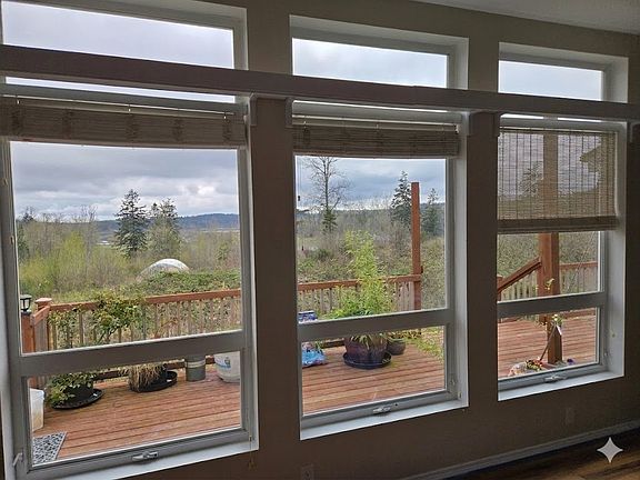 5th image of 41302 Mountain Hwy E #1