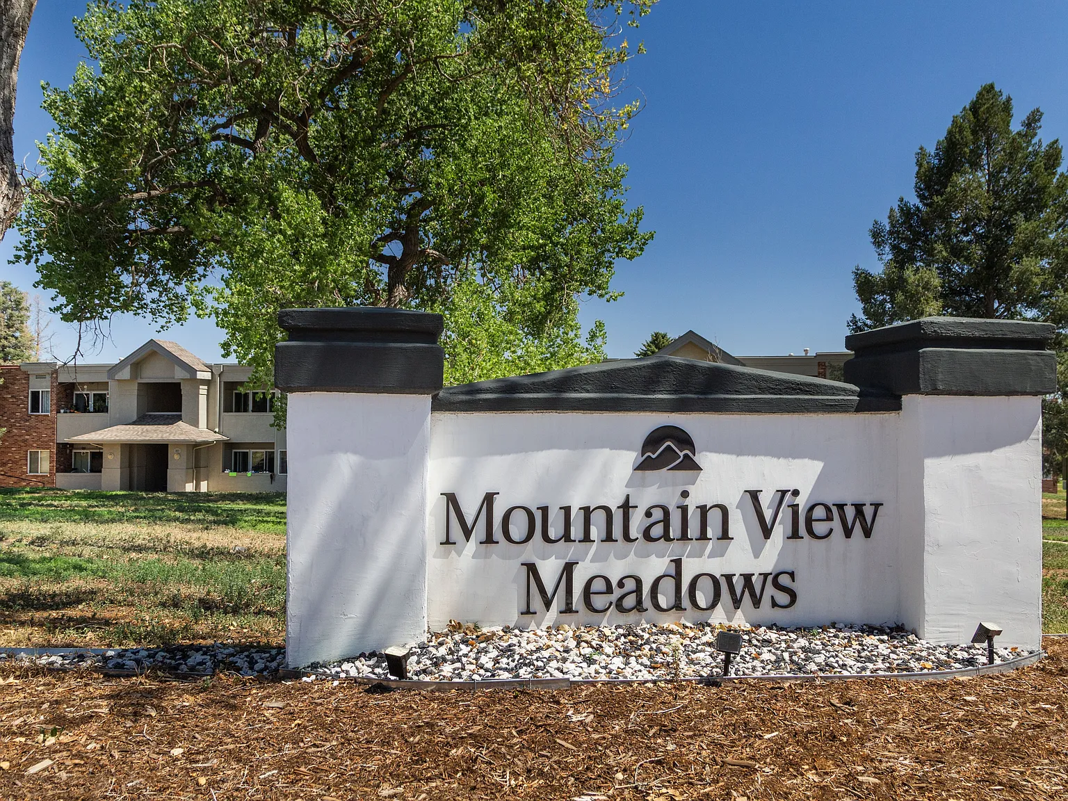 Mountain View Meadows — Photo 1