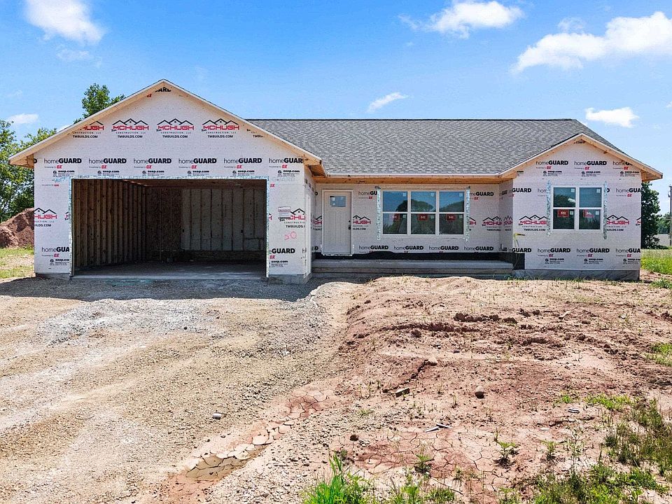 1st image of 530 Riverview Dr