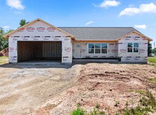 530 Riverview Dr, Berlin, WI 54923