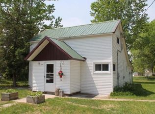 335 Douglas Ave, Montello, WI 53949
