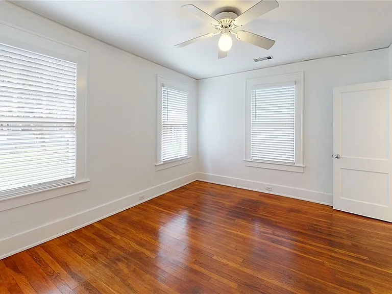 701 Maupas Ave — Photo 15