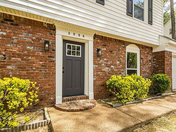 5th image of 2096 Allenby Rd