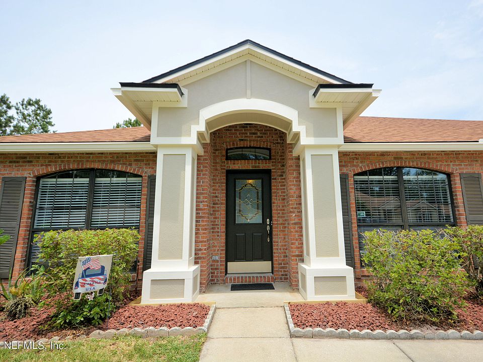 1st image of 2896 GOLDEN POND Boulevard