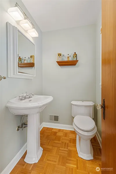 Thumbnail 16