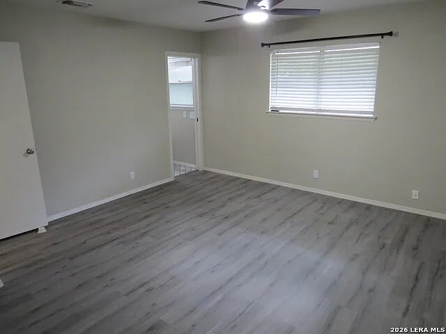 7410 Castle Crown — Photo 9