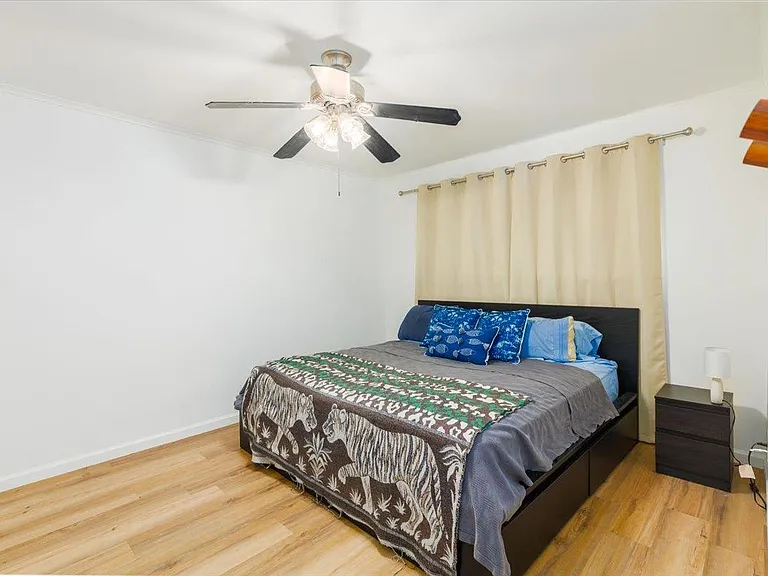 1422 Collier St #102 — Photo 5