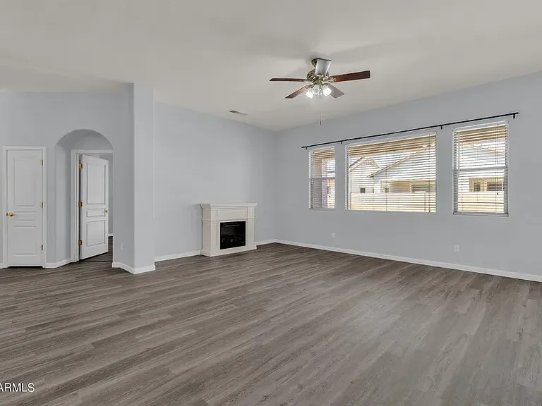 16784 W Nottingham Way — Photo 4