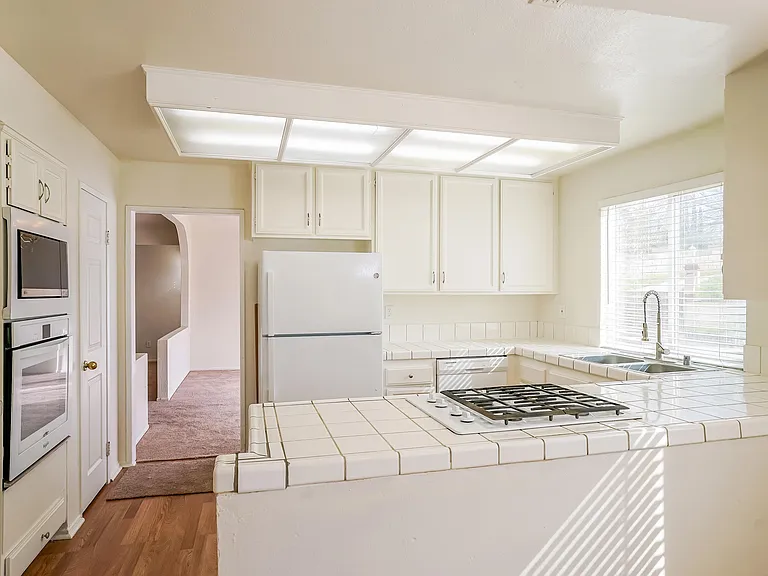 5316 Gardendale Ln — Photo 13