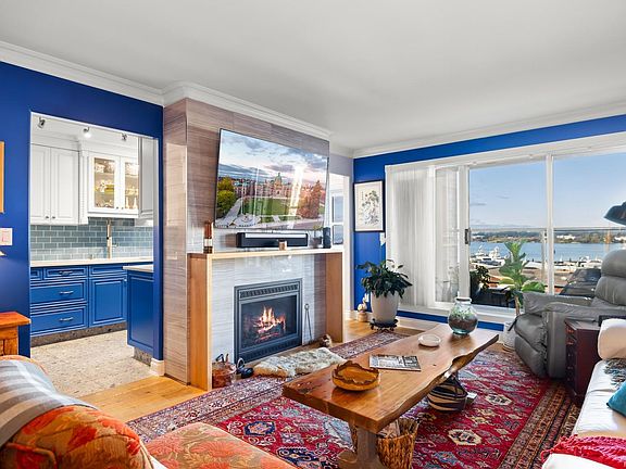 5th image of 75 Songhees Rd #306