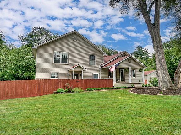 5th image of 9009 N Hanley Dr