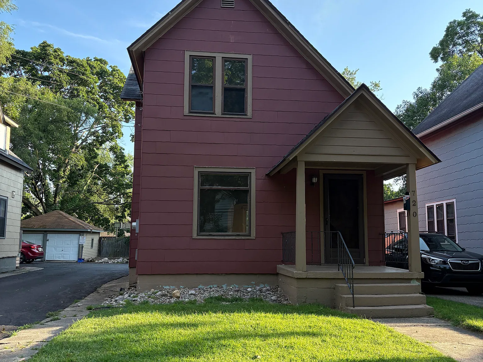 720 Pioneer St — Photo 1