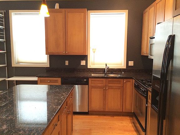 4th image of 2323 W Washington Blvd APT 2E