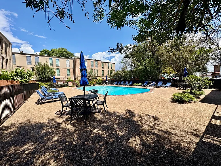 4635 Wild Indigo St #503 — Photo 15