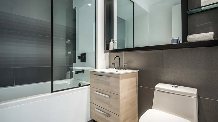 Rented by Nooklyn NYC LLC | media 11