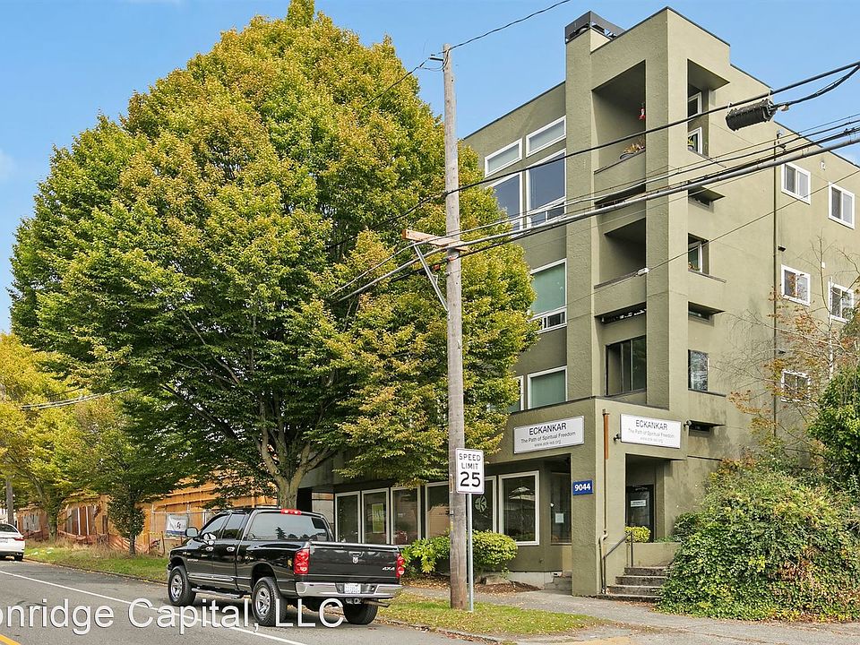 9044 35th Ave SW Seattle WA Zillow