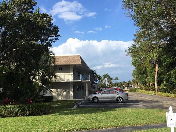2nd image of 755 Saturn St APT A104
