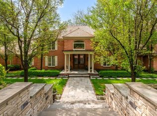 55 S Wynstone Dr, North Barrington, IL 60010
