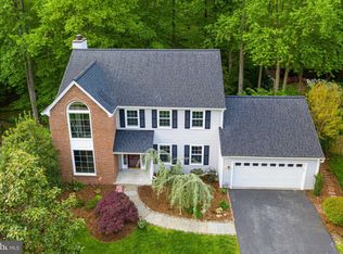 9615 Laurel Oak Pl, Fairfax Station, VA 22039