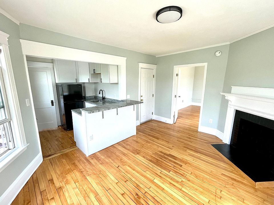 Living Room, Kitchen & Entry