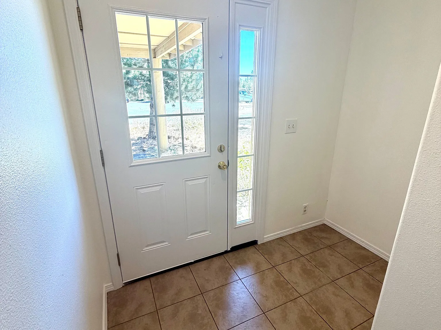 3 bed, 1550 sqft, $1,850 — Photo 3