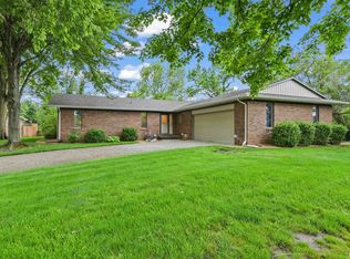 1301 Pine Valley Ct, Springfield, IL 62704