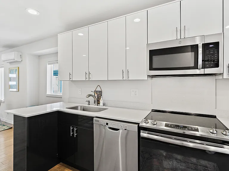 3420 Alamo Pl S — Photo 10