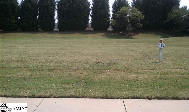2nd image of 409 Kingsgate Ct