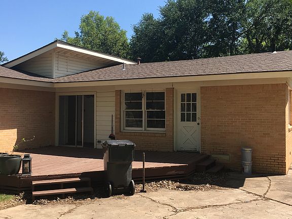 2nd image of 2416 Clarinda Ave