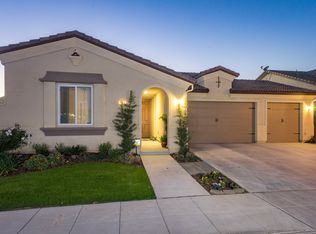892 Graybark Ave, Clovis, CA 93619