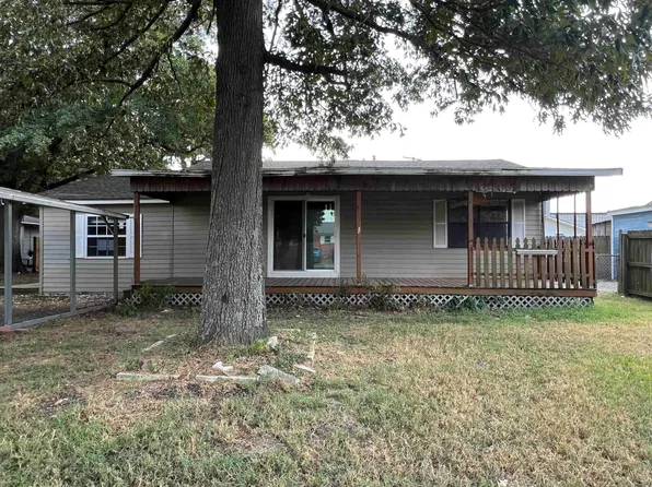 1109 Eastwood St, Leachville, AR 72438