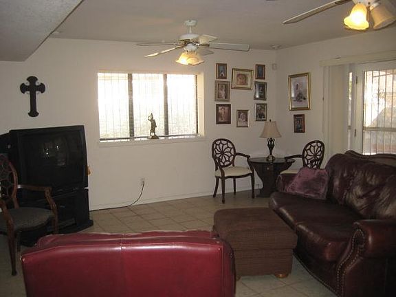 5th image of 3000 Killarney St