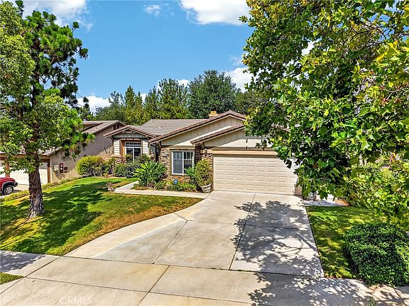 3rd image of 11748 Fairway Dr